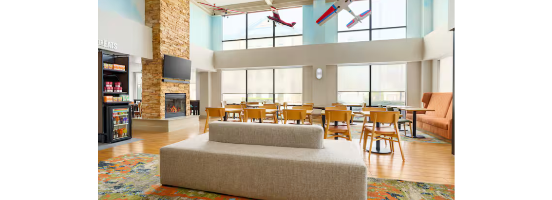 {"cropAspect":"16/9","width":733,"height":412}