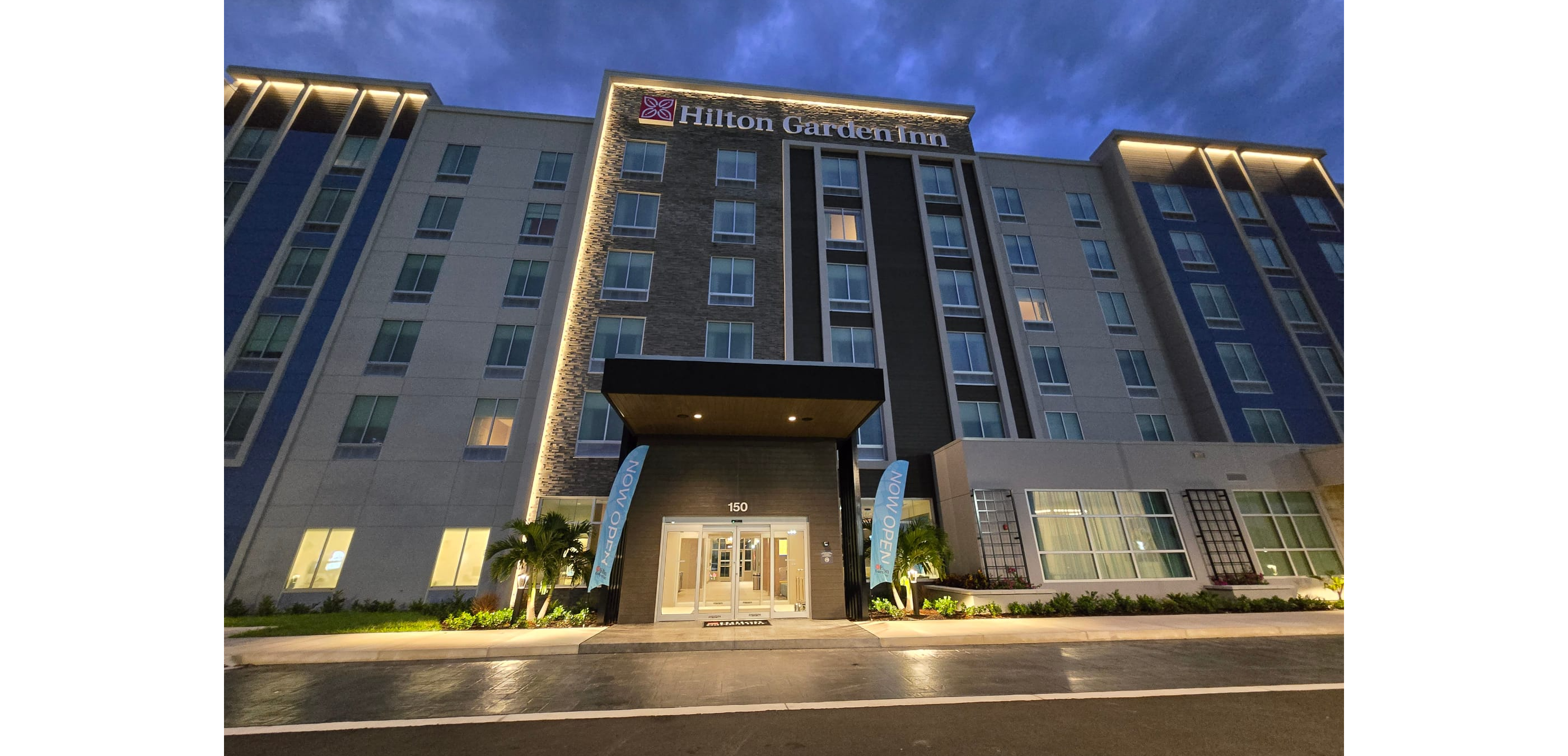 {"cropAspect":"16/9","width":2400,"height":1350}