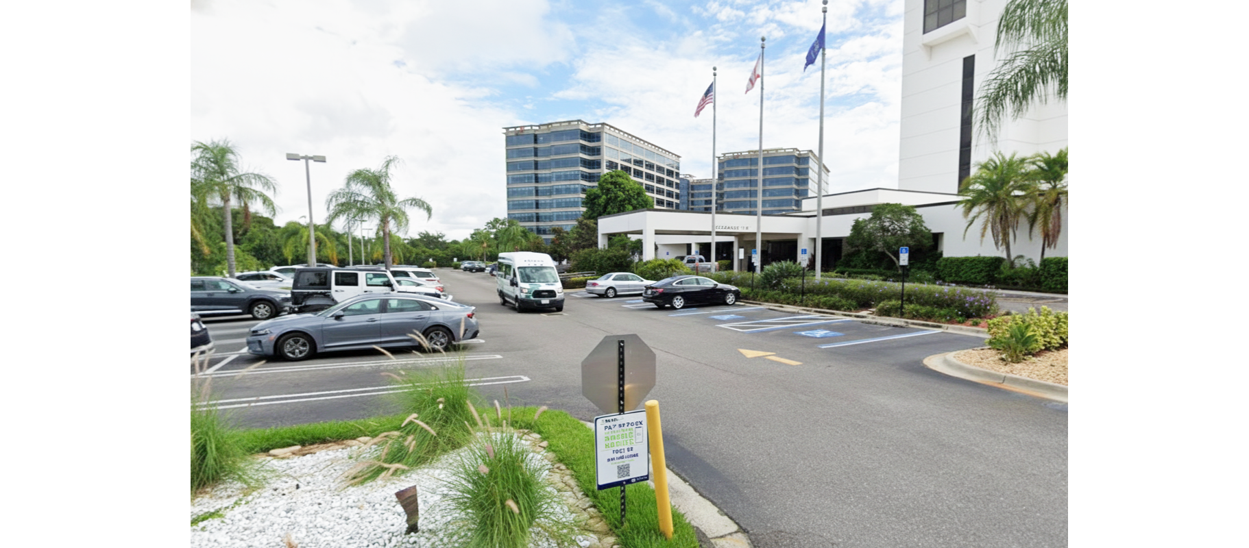 {"cropAspect":"16/9","width":1422,"height":800}