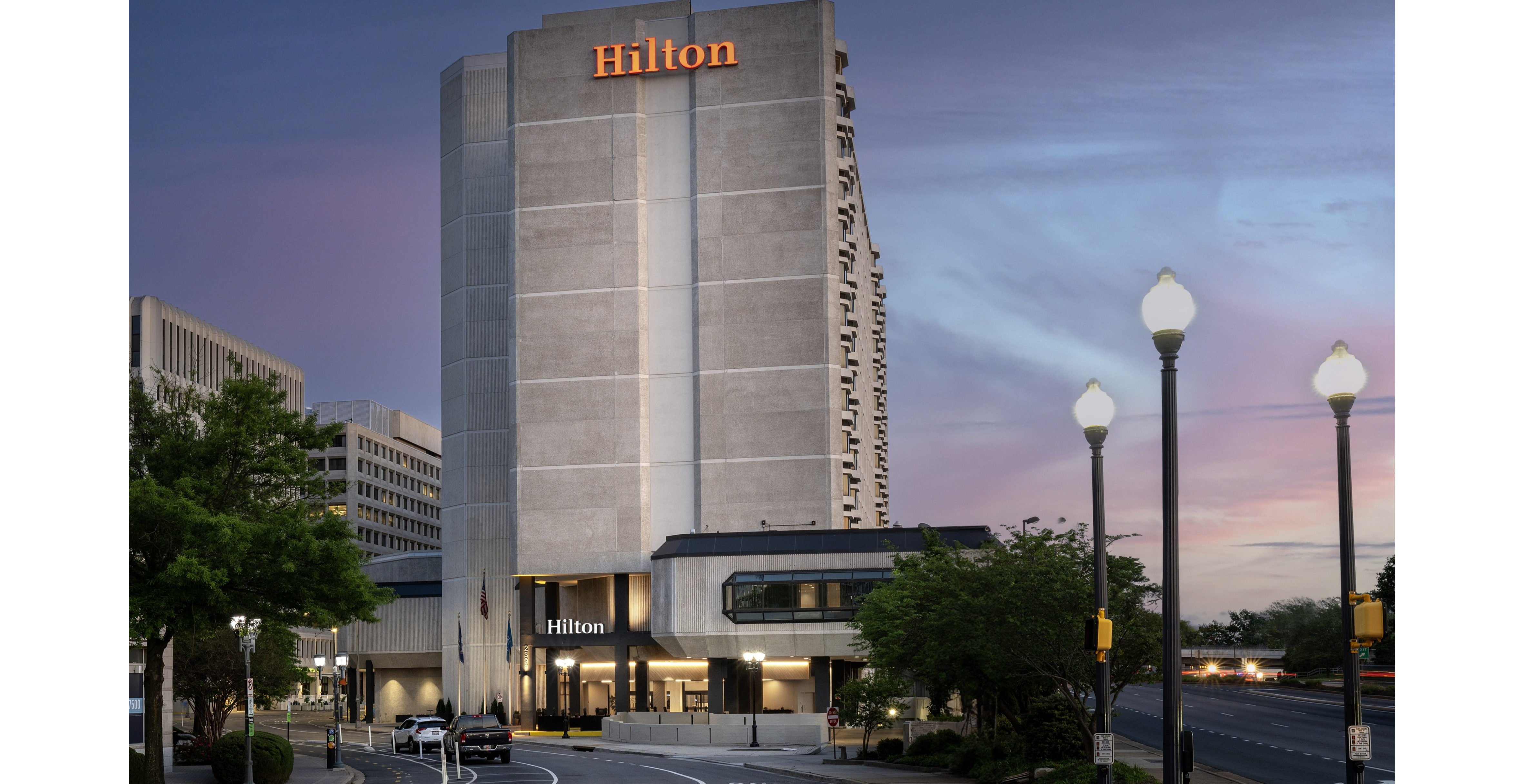 {"cropAspect":"16/9","width":4326,"height":2433}