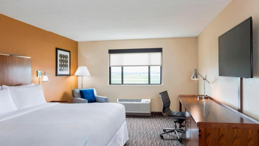 {"cropAspect":"16/9","width":897,"height":504}