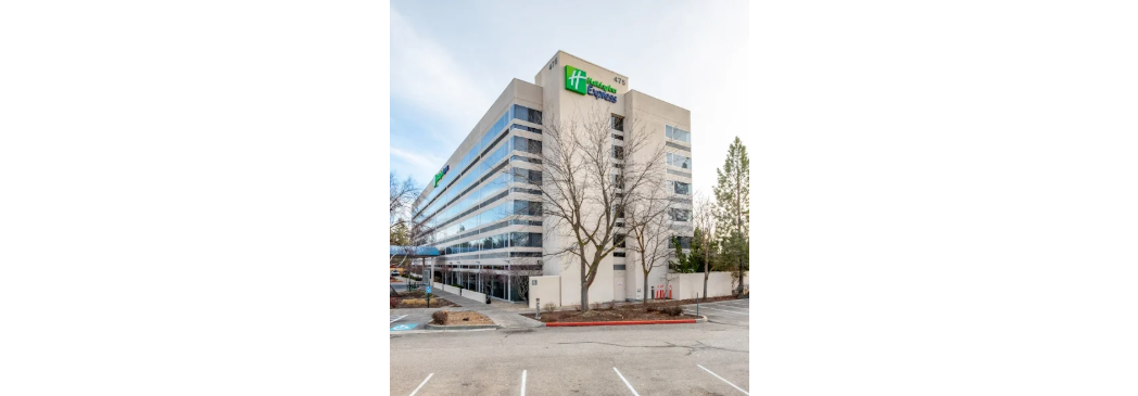 {"cropAspect":"16/9","width":648,"height":365}